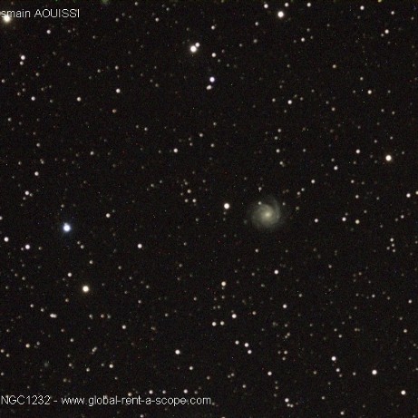 NGC 1232 est une galaxie spirale intermédiaire